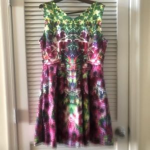 Yumi floral print dress Sz 8 silk NWT
